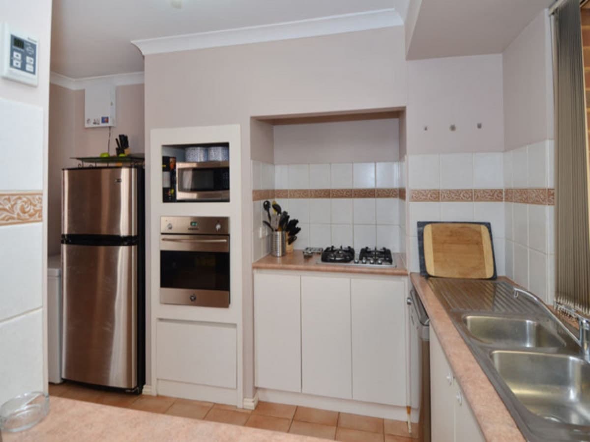 11B Rourke Cove, Kalgoorlie - Thumbnail 7