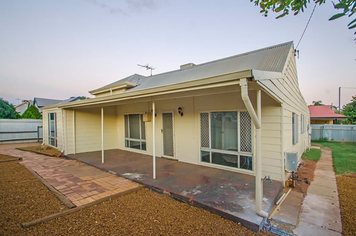 143 Hanbury Street,
	
			
							Kalgoorlie
				
							
							WA
			6430, Kalgoorlie - Thumbnail 3