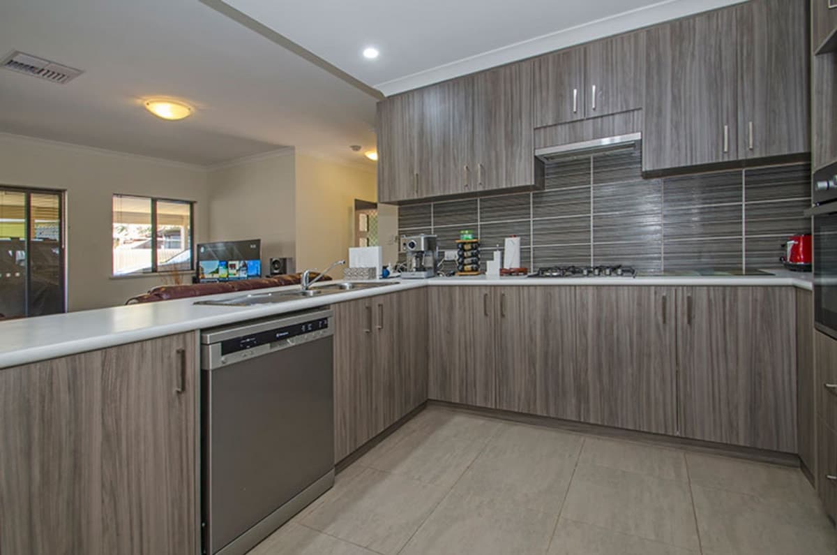 82 Hopetoun Street, South Kalgoorlie - Thumbnail 8