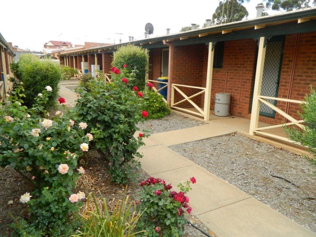 4/11 Piesse Street, Boulder, Kalgoorlie - Thumbnail 3