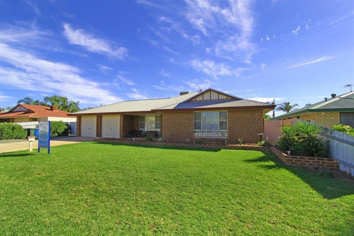 12 Sobota Street,
	
			
							Somerville
				
							
							WA
			6430, Somerville - Thumbnail 2