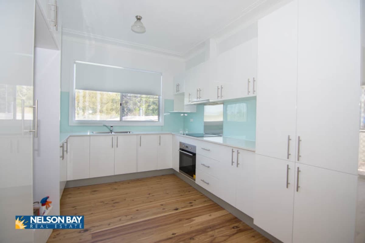 8 Montevideo Parade, Nelson Bay NSW 2315, Nelson Bay - Thumbnail 2