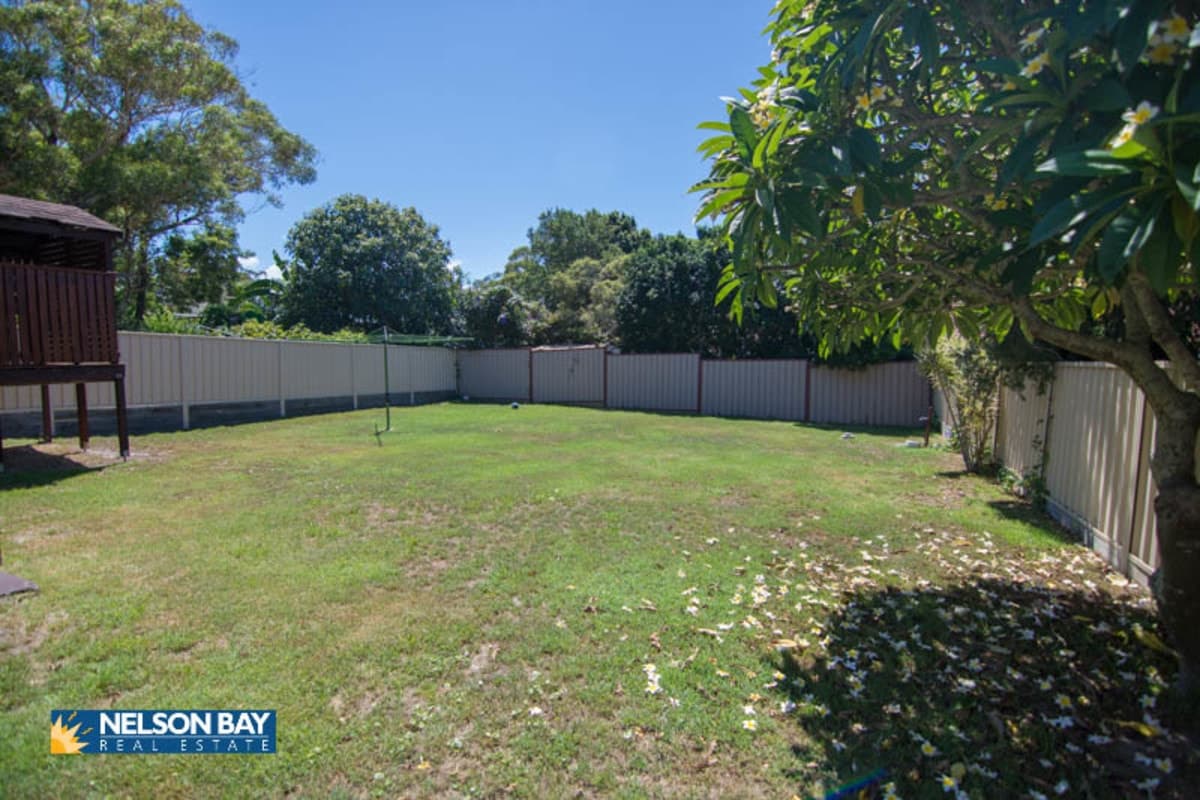 8 Montevideo Parade, Nelson Bay NSW 2315, Nelson Bay - Thumbnail 6