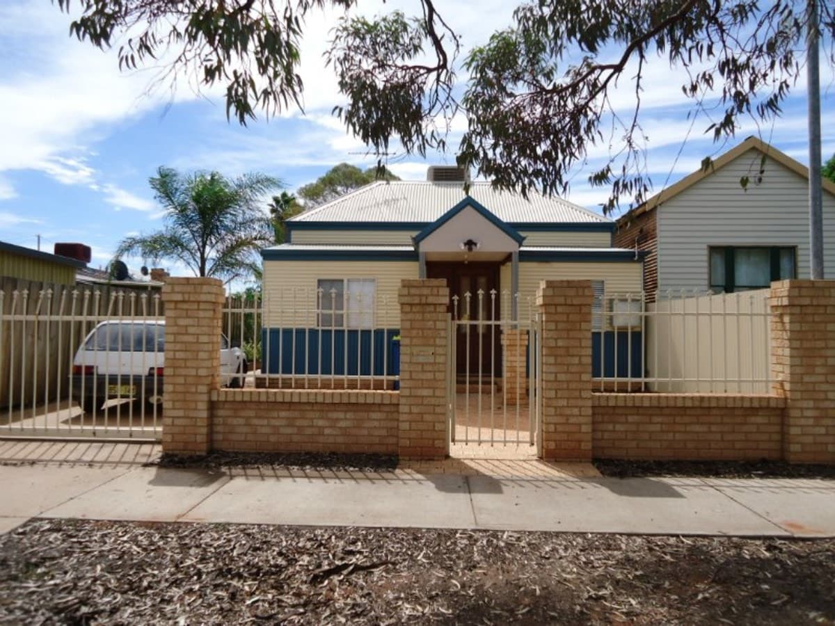 1 Rhodes Street, Kalgoorlie - Image 1
