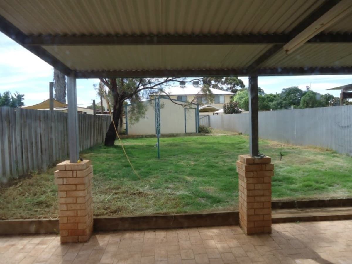 1 Rhodes Street, Kalgoorlie - Thumbnail 2