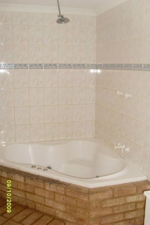 1 Rhodes Street, Kalgoorlie - Thumbnail 4