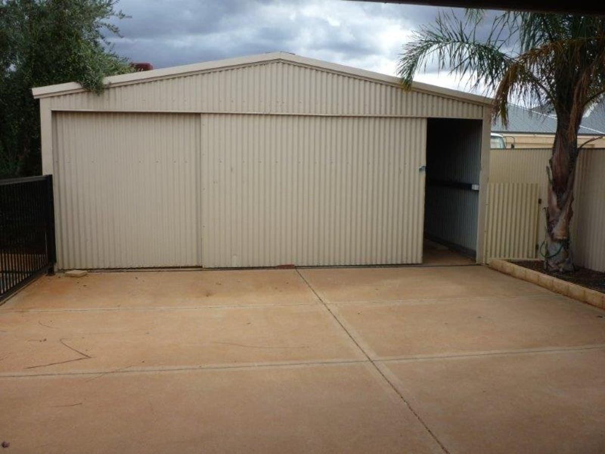 10 Henneker Drive,
	
			
							KALGOORLIE
				
							
							WA
			6430, Kalgoorlie - Thumbnail 4