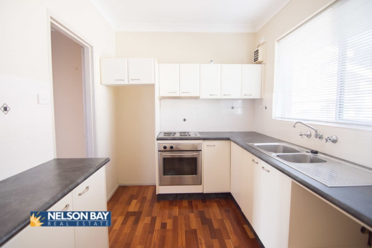 6 / 8 Messines Street, SHOAL BAY NSW 2315, Shoal Bay - Thumbnail 2