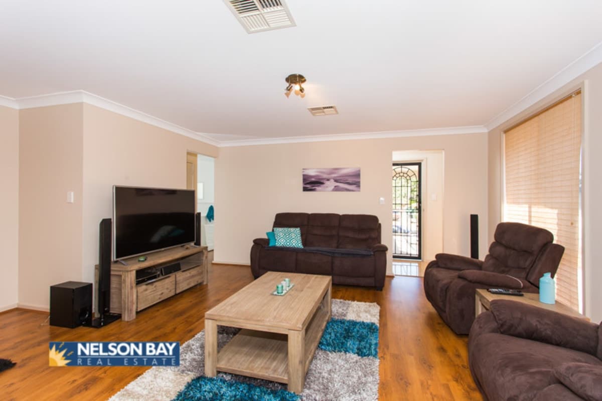 2 / 20 Windward Close, Corlette NSW 2315, Corlette - Thumbnail 2