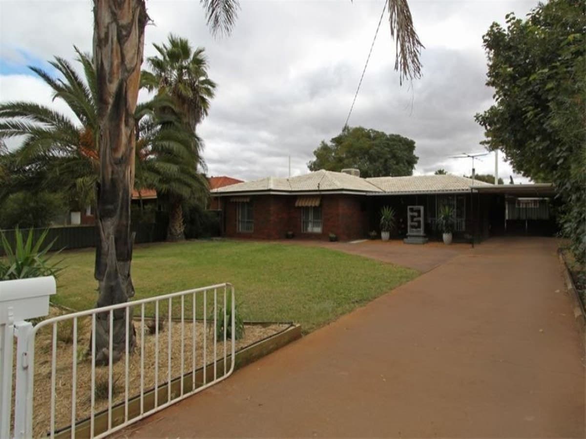 210 Hare Street, Kalgoorlie - Image 1