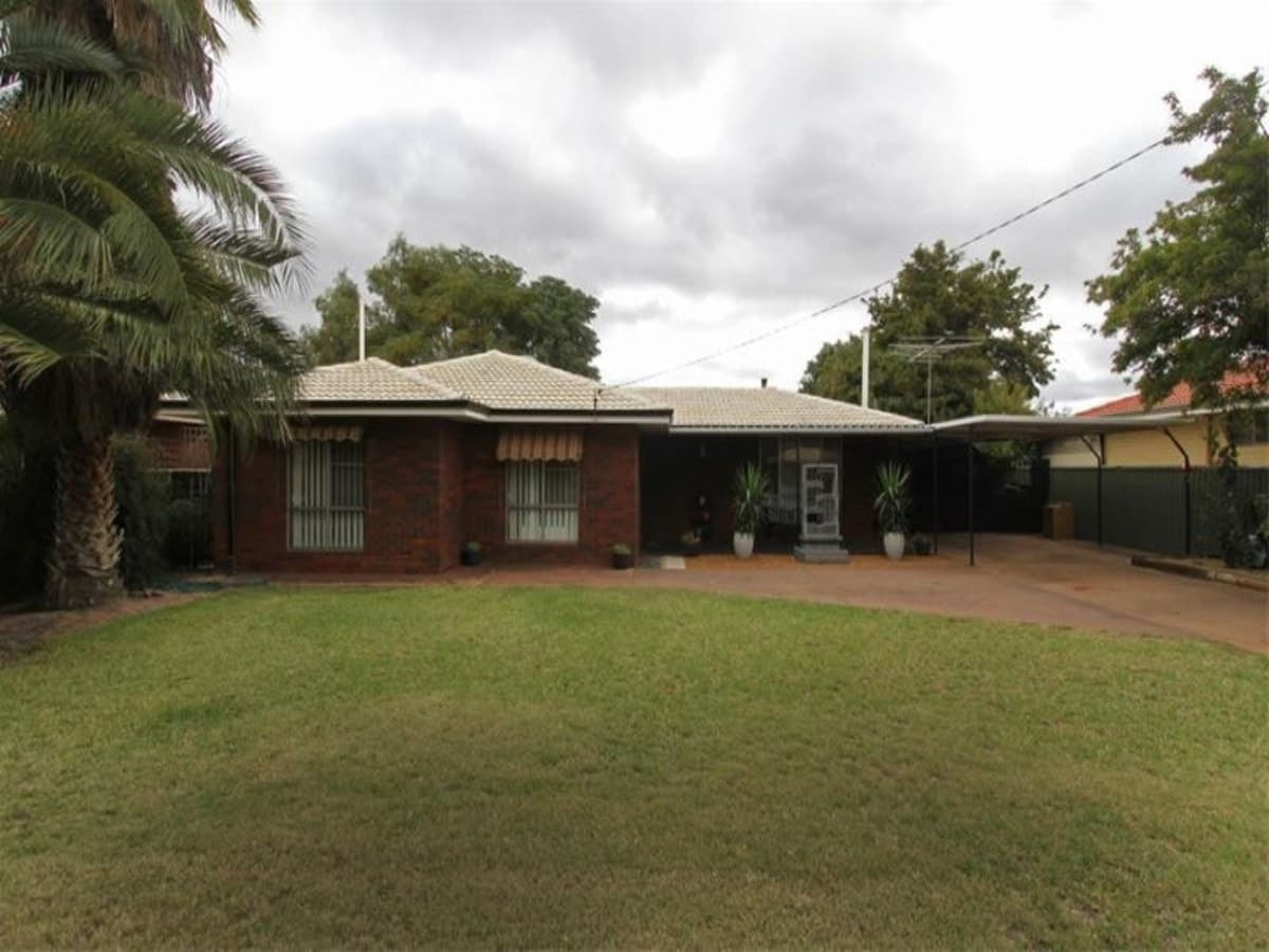 210 Hare Street, Kalgoorlie - Thumbnail 2
