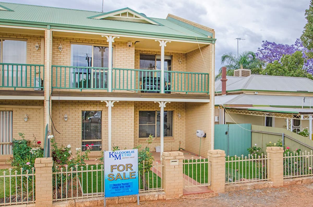 1/14 Croesus Street,
	
			
							Kalgoorlie
				
							
							WA
			6430, Kalgoorlie - Thumbnail 2