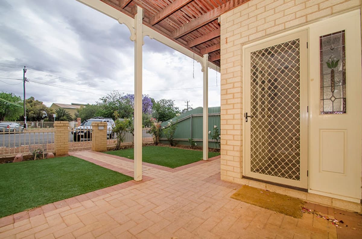 1/14 Croesus Street,
	
			
							Kalgoorlie
				
							
							WA
			6430, Kalgoorlie - Thumbnail 3