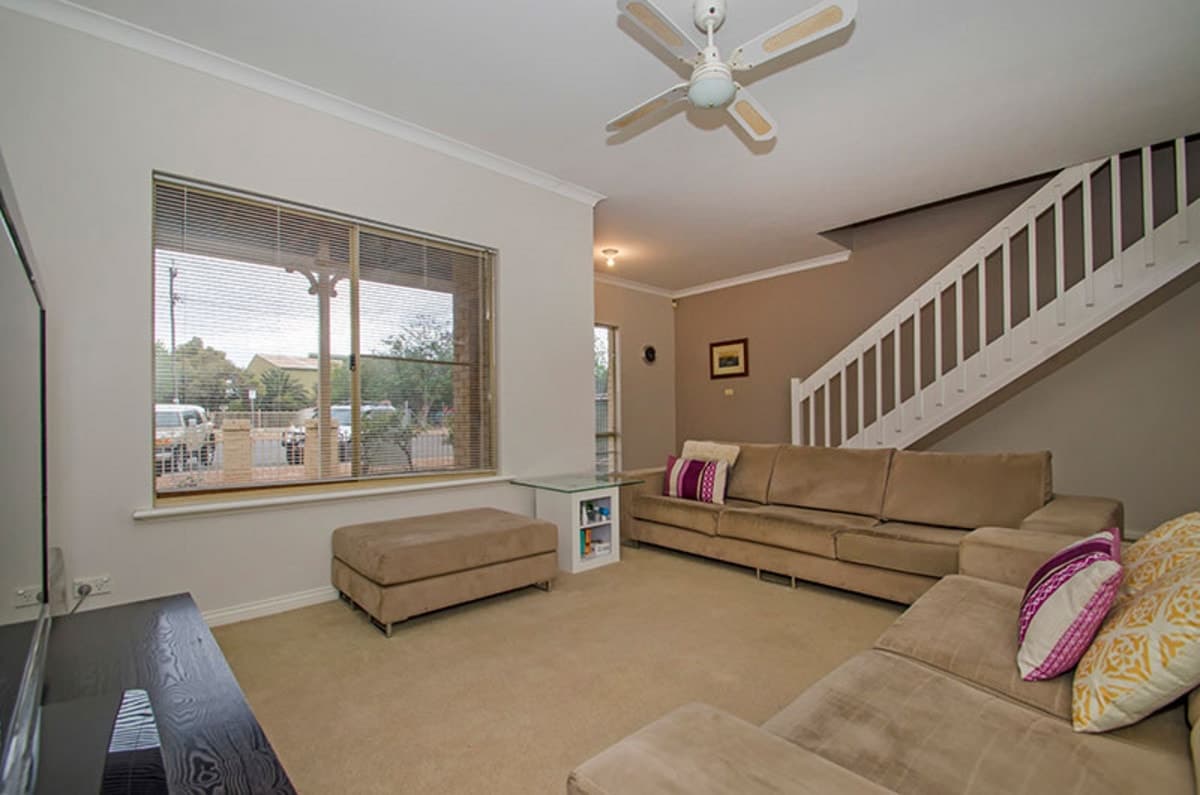 1/14 Croesus Street,
	
			
							Kalgoorlie
				
							
							WA
			6430, Kalgoorlie - Thumbnail 4