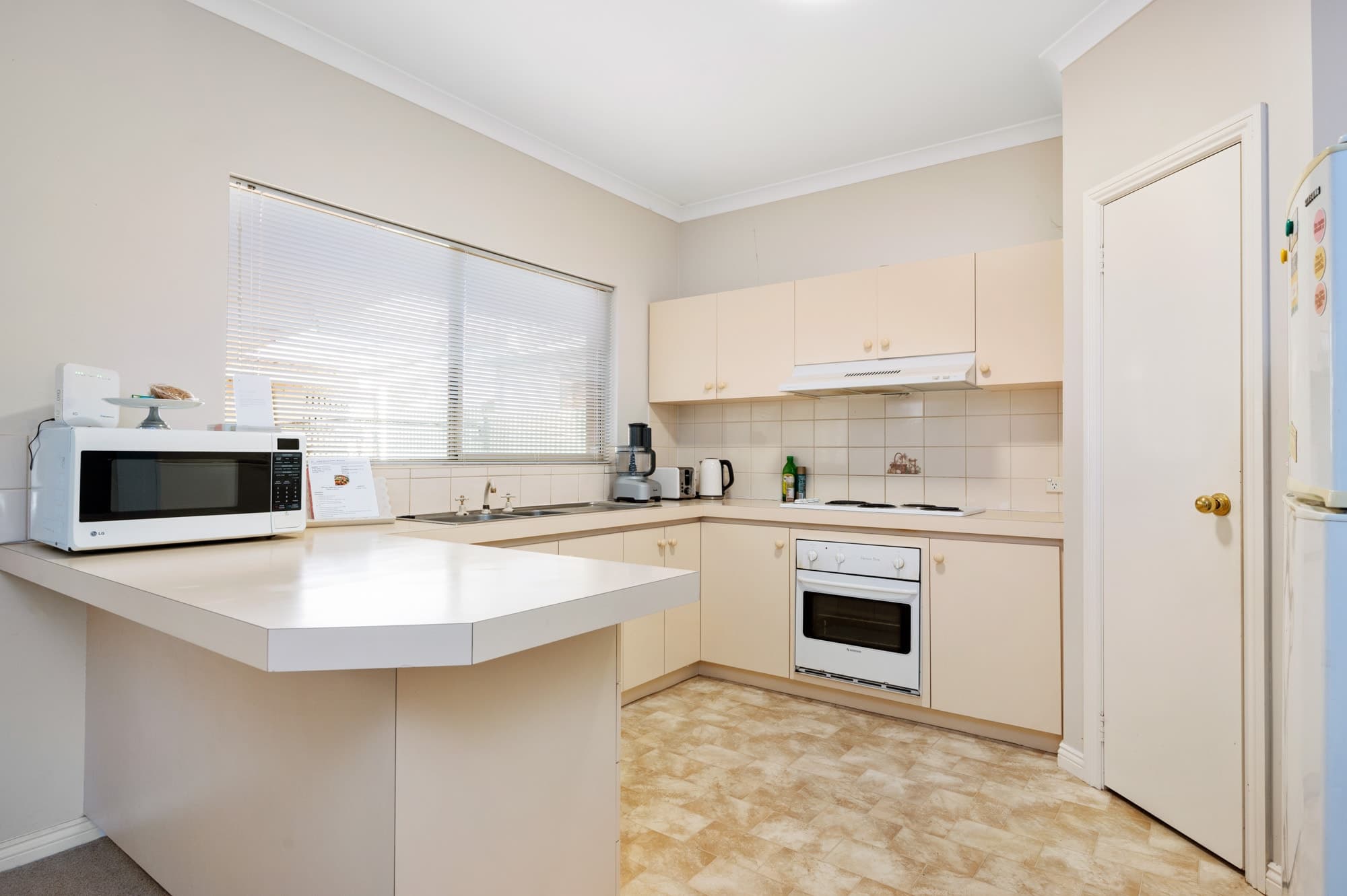 1/14 Croesus Street,
	
			
							KALGOORLIE
				
							
							WA
			6430, Kalgoorlie - Thumbnail 2