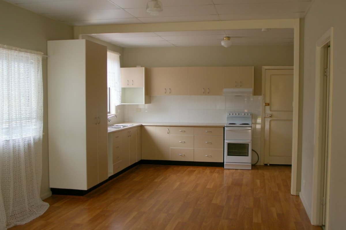 31 Tomaree Street, NELSON BAY NSW 2315, Nelson Bay - Thumbnail 2