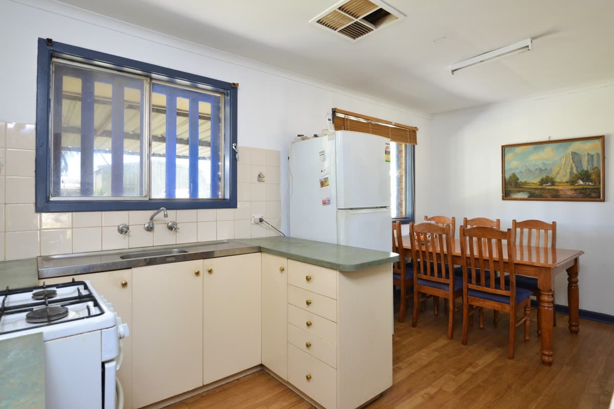 13 Maxwell Street, Kalgoorlie,
	
			
							KALGOORLIE
				
							
							WA
			6430, Kalgoorlie - Thumbnail 5