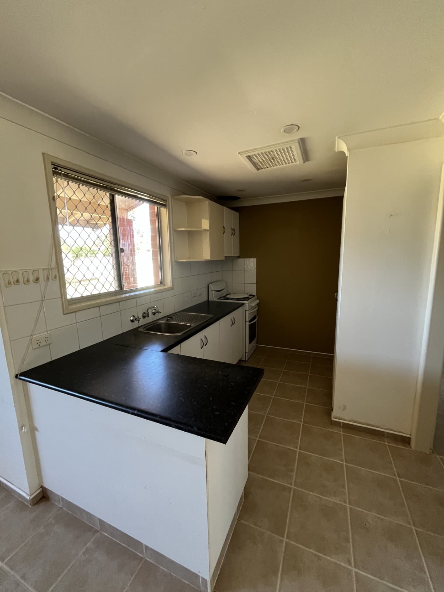 23A Blackall Place,
	
			
							SOUTH KALGOORLIE
				
							
							WA
			6430, South Kalgoorlie - Thumbnail 3