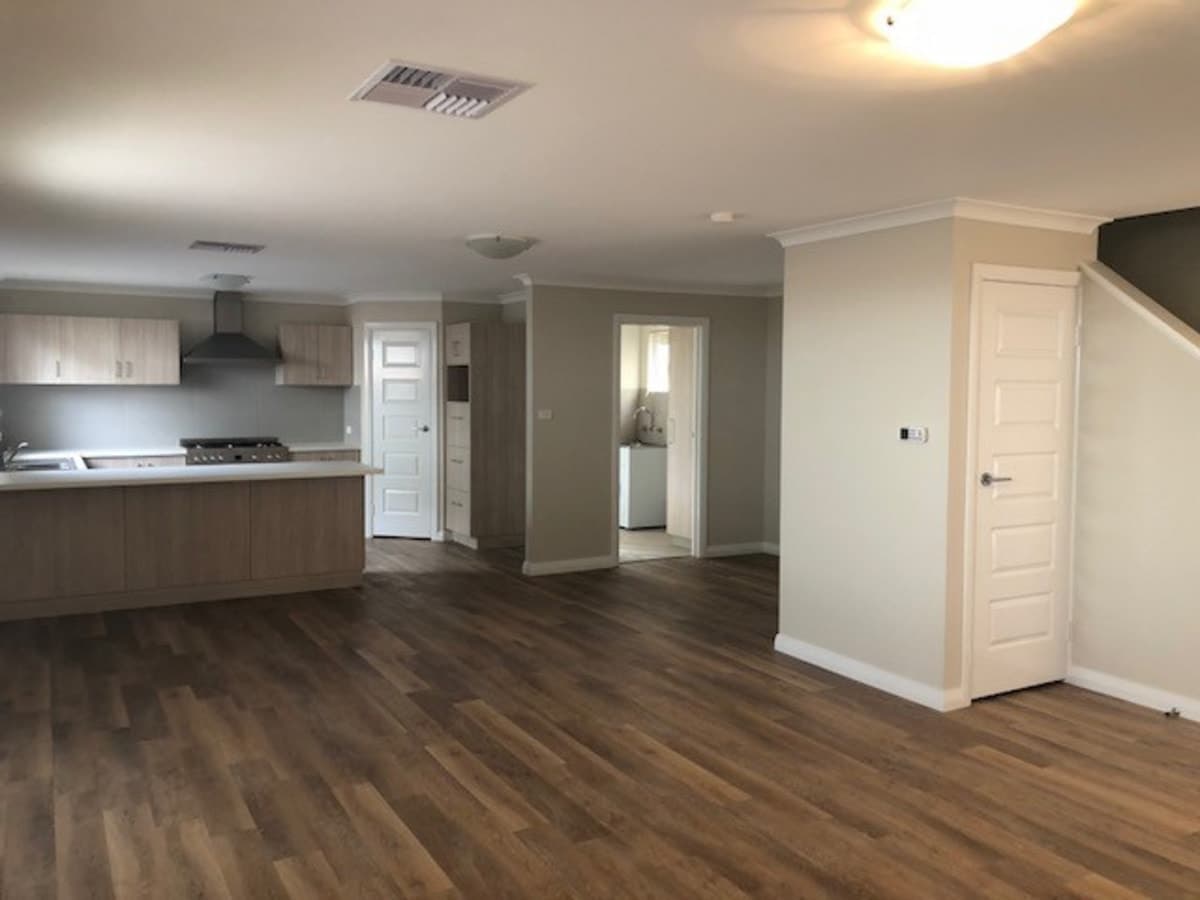 2/26 Bourke Street,
	
			
							Kalgoorlie
				
							
							WA
			6430, Kalgoorlie - Thumbnail 3