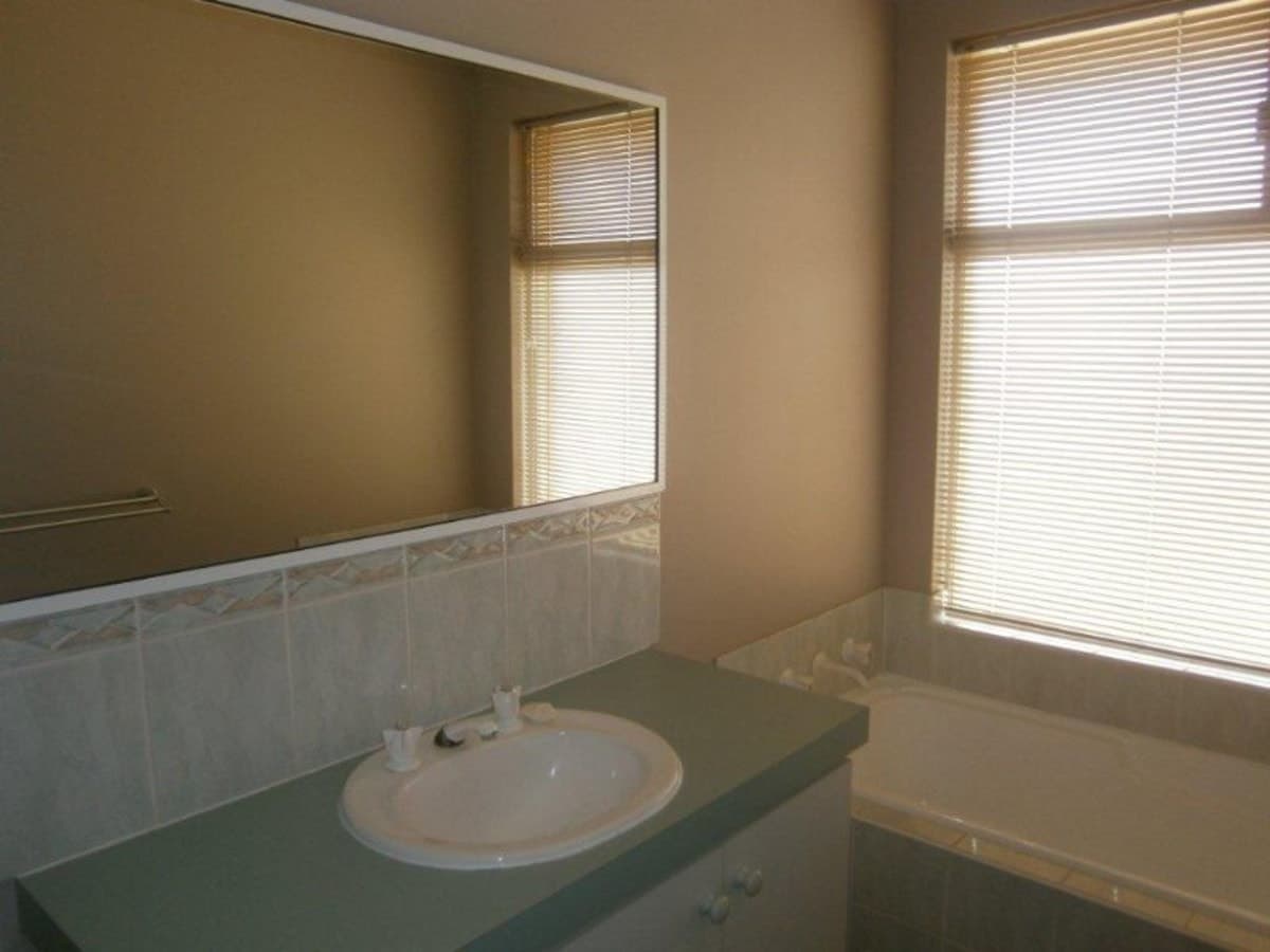 16 Trevaskis Street, Somerville,
	
			
							Kalgoorlie
				
							
							WA
			6430, Kalgoorlie - Thumbnail 3