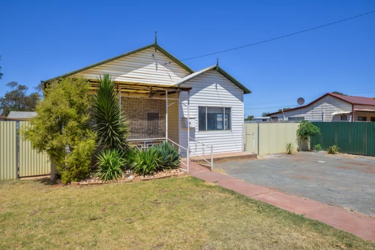 76 Hopkins Street, Boulder, Kalgoorlie - Image 1
