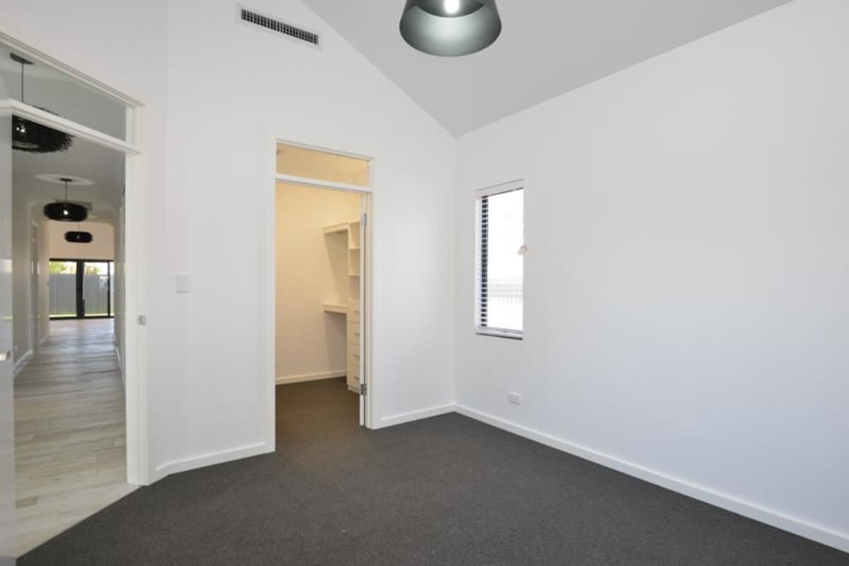 95 Hanbury Street,
	
			
							Kalgoorlie
				
							
							WA
			6430, Kalgoorlie - Thumbnail 7
