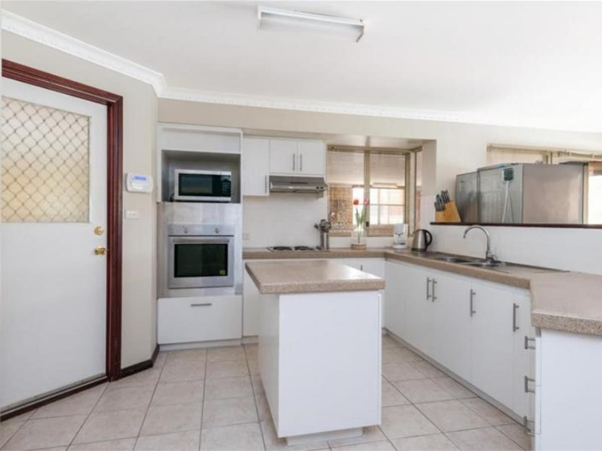 23 Davyhurst Drive,
	
			
							HANNANS
				
							
							WA
			6430, Hannans - Thumbnail 4