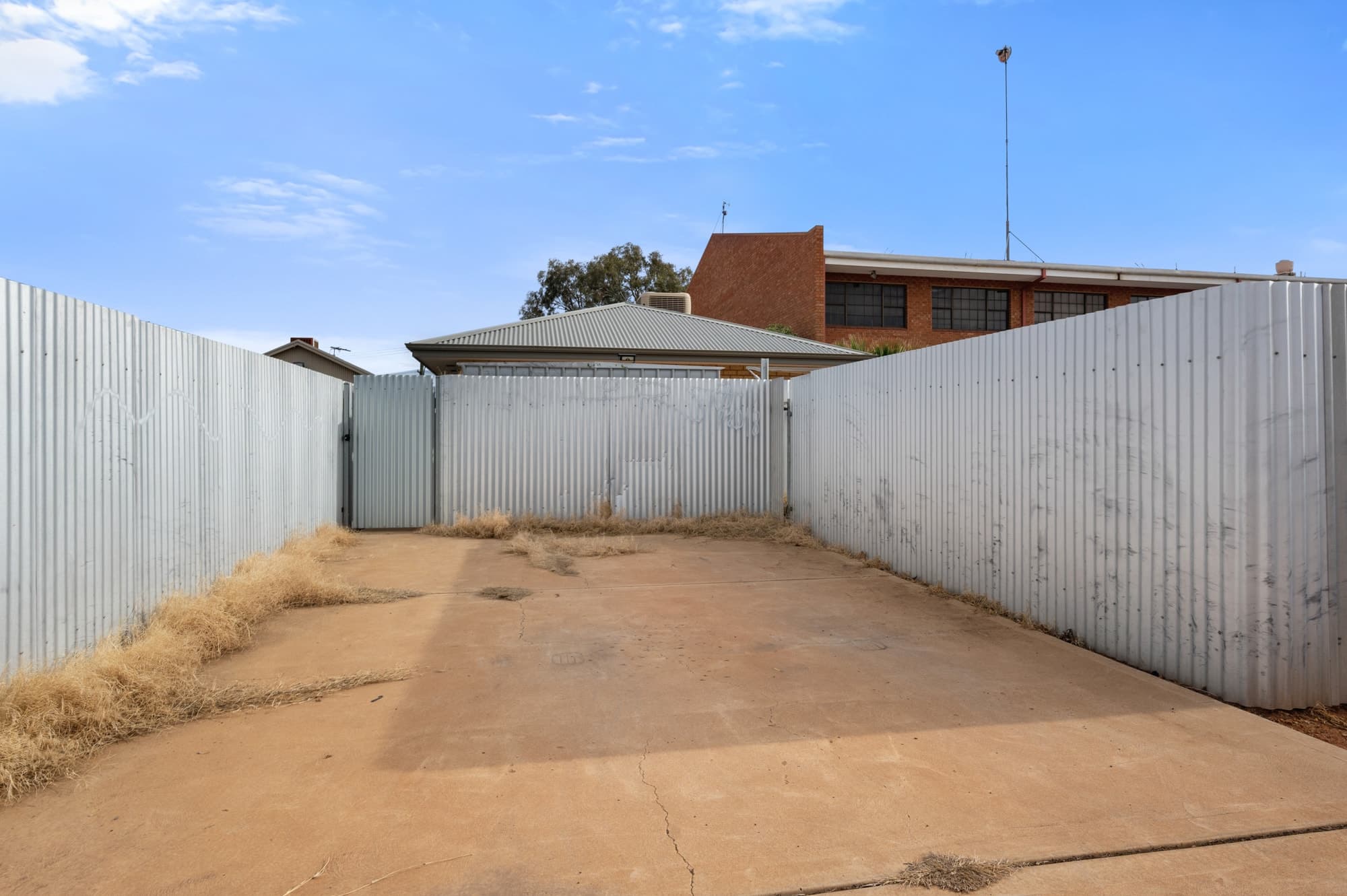 2/393 Hannan Street,
	
			
							KALGOORLIE
				
							
							WA
			6430, Kalgoorlie - Thumbnail 8