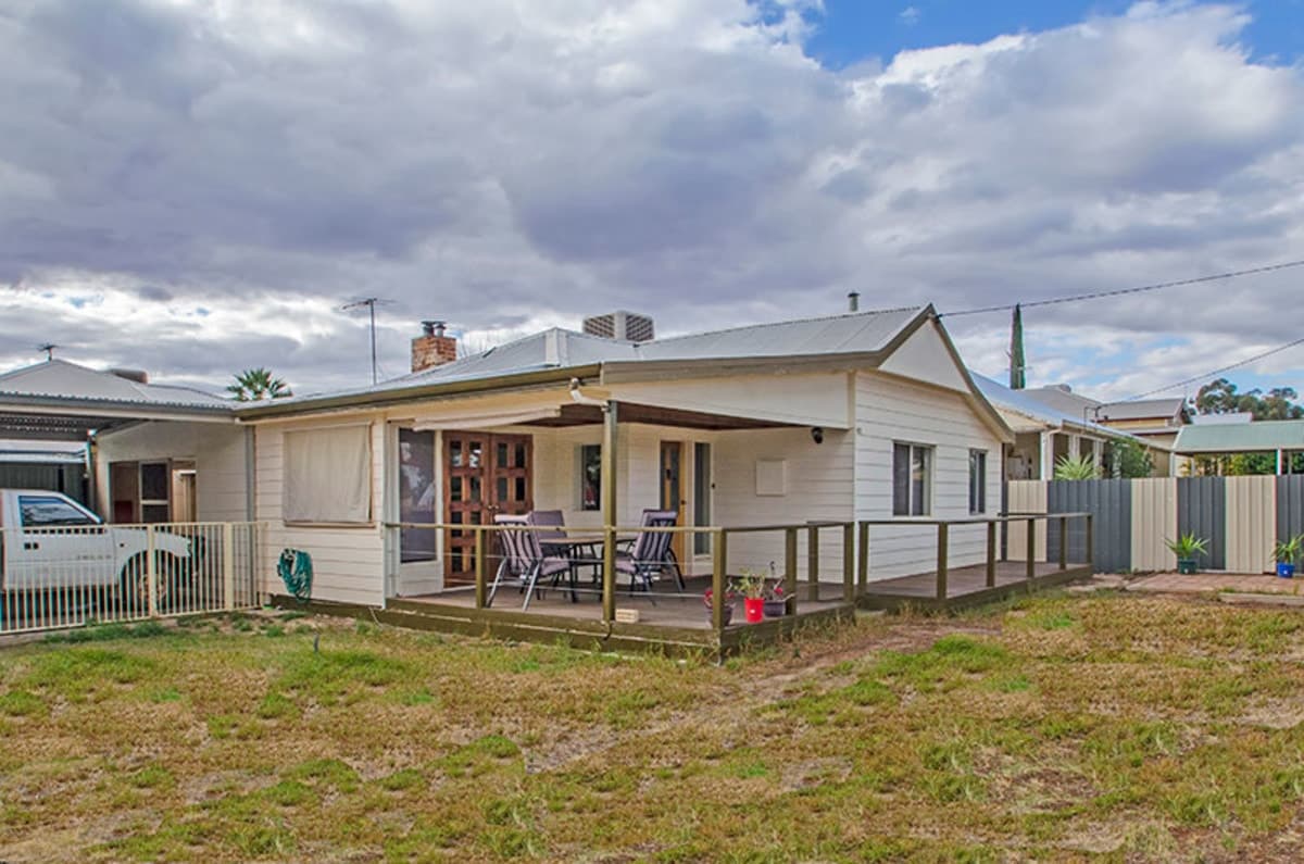 92 Ward Street,
Lamington
WA
6430, Lamington - Image 1