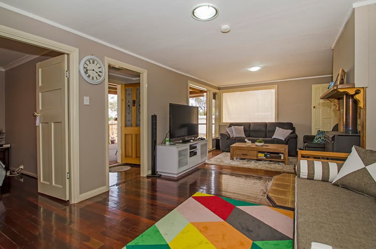 92 Ward Street,
	
			
							Lamington
				
							
							WA
			6430, Lamington - Thumbnail 5