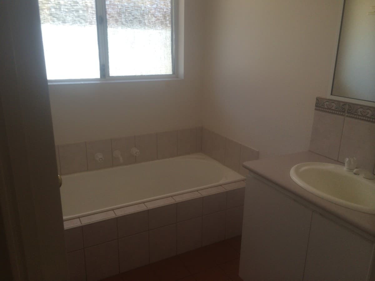 29B Trevaskis Street, Kalgoorlie - Thumbnail 2