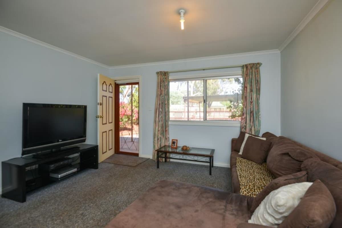 41 Collins Street, Kalgoorlie - Thumbnail 2