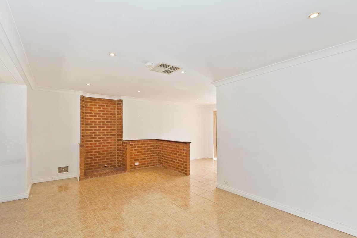 2 Burton Place, West Laminton,
	
			
							KALGOORLIE
				
							
							WA
			6430, Kalgoorlie - Thumbnail 4