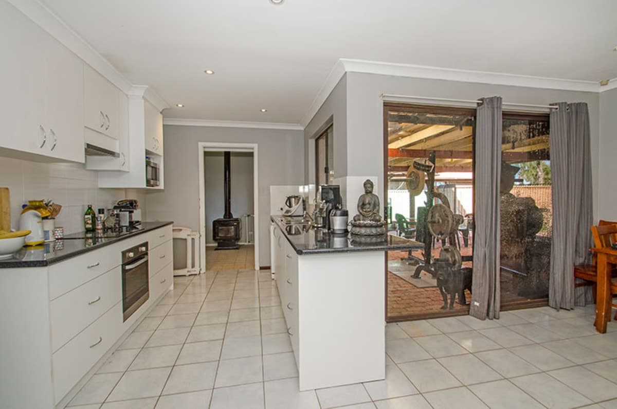 42 Charles Street,
	
			
							Kalgoorlie
				
							
							WA
			6430, Kalgoorlie - Thumbnail 7