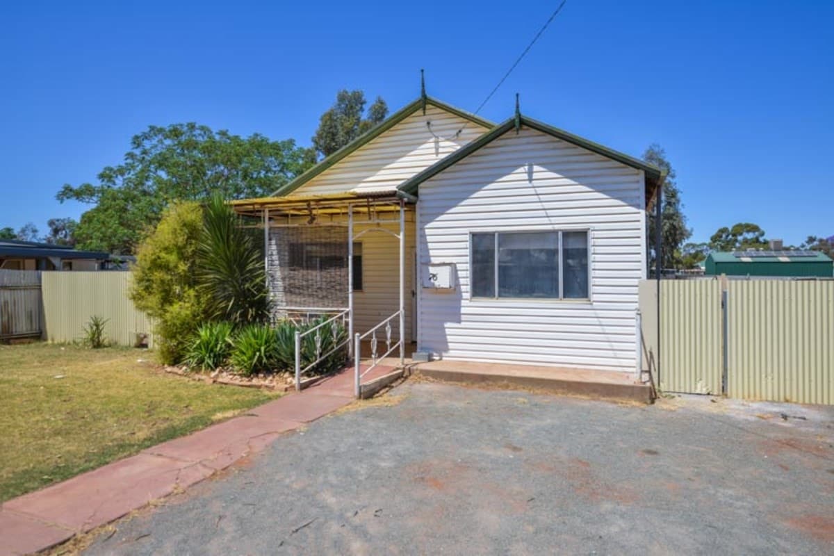 76 Hopkins Street, Boulder,
	
			
							KALGOORLIE
				
							
							WA
			6430, Kalgoorlie - Thumbnail 2