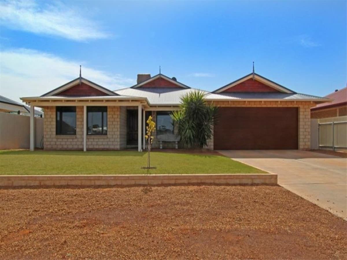 44 Toia Street, Broardwood, Kalgoorlie - Thumbnail 3