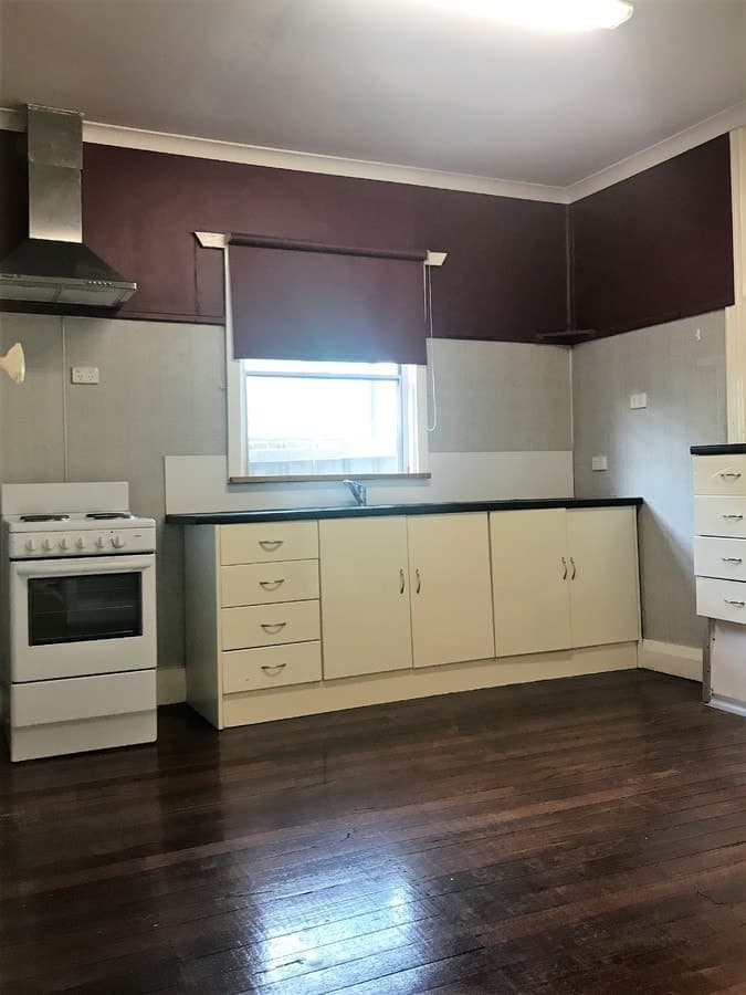 4 Gordon Street,
	
			
							KALGOORLIE
				
							
							WA
			6430, Kalgoorlie - Thumbnail 3