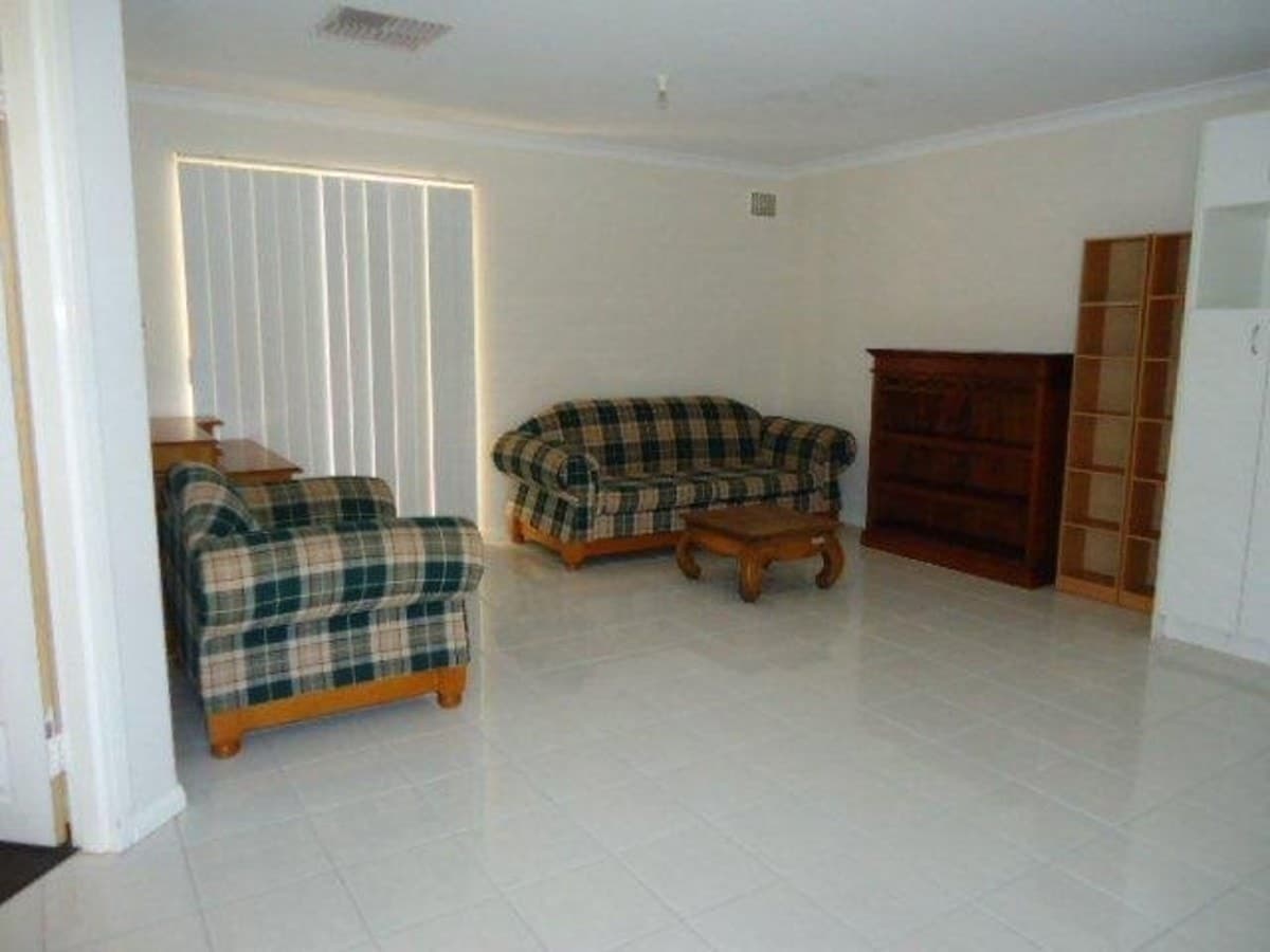 2/393 Hannan Street, Kalgoorlie - Thumbnail 3