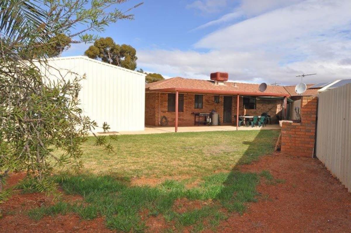 11 Morley Way, South Kalgoorlie,
	
			
							KALGOORLIE
				
							
							WA
			6430, Kalgoorlie - Image 1