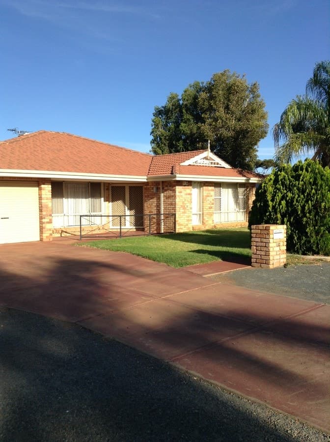 32 Killington Street,
	
			
							KALGOORLIE
				
							
							WA
			6430, Kalgoorlie - Image 1