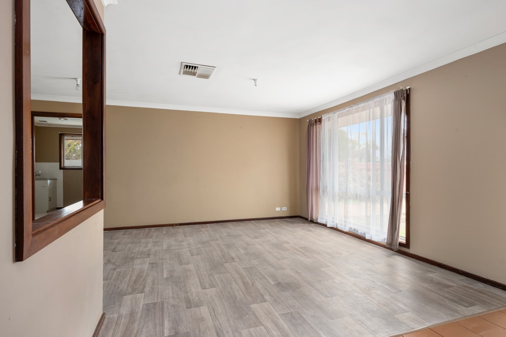 1 Woodman Street,
	
			
							WEST LAMINGTON
				
							
							WA
			6430, West Lamington - Thumbnail 4