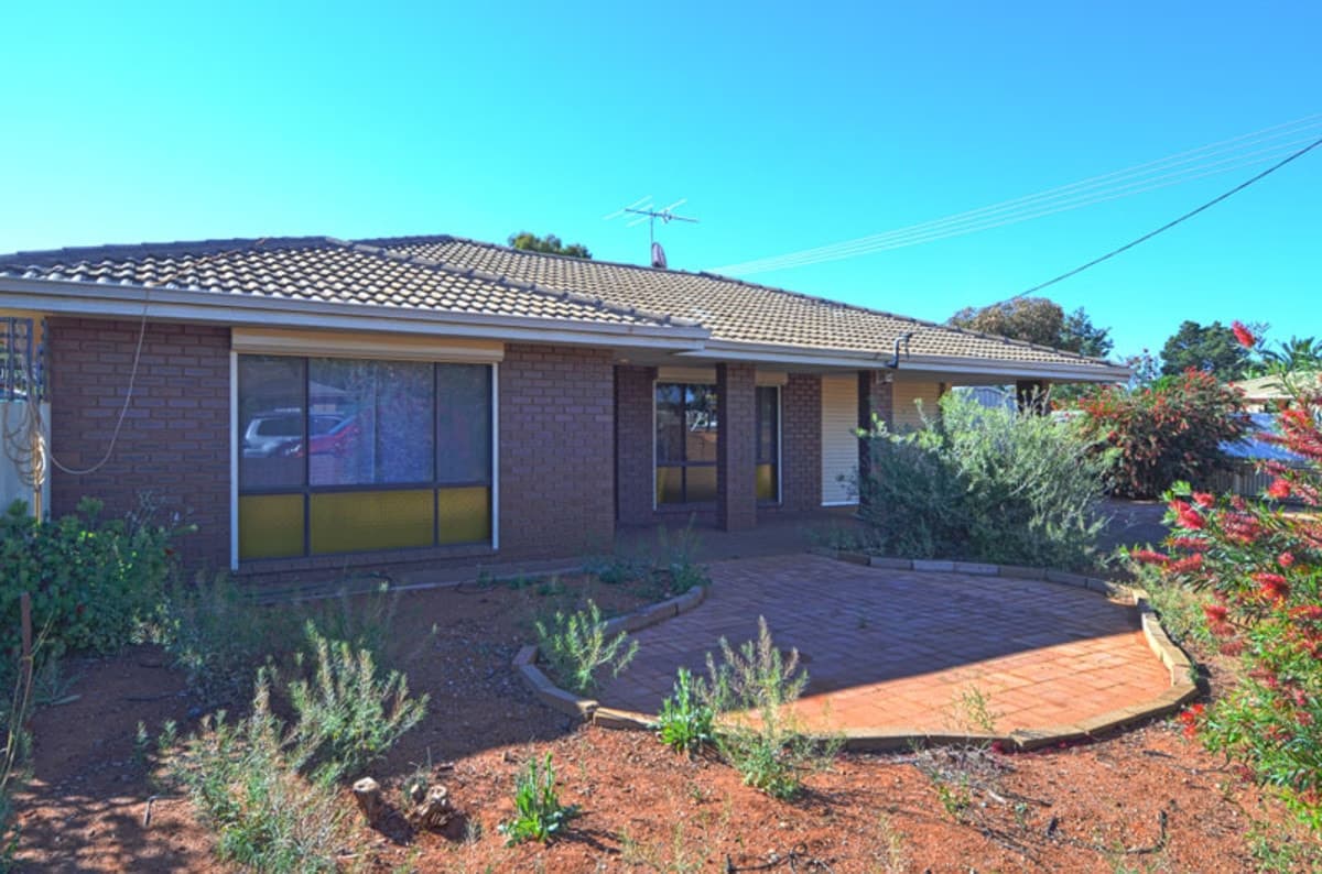 12 Belmont Avenue,
	
			
							KALGOORLIE
				
							
							WA
			6430, Kalgoorlie - Thumbnail 6