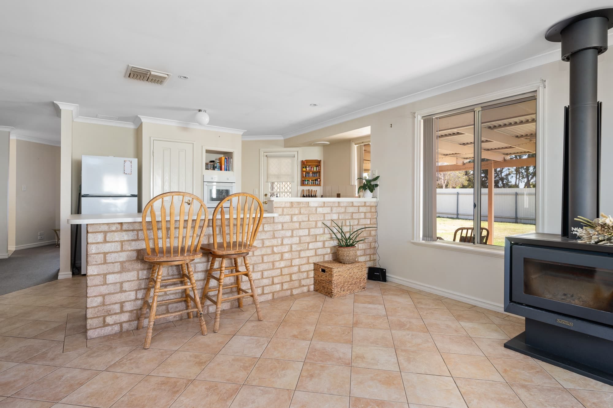 3 Doriemus Way,
	
			
							KALGOORLIE
				
							
							WA
			6430, Kalgoorlie - Thumbnail 6