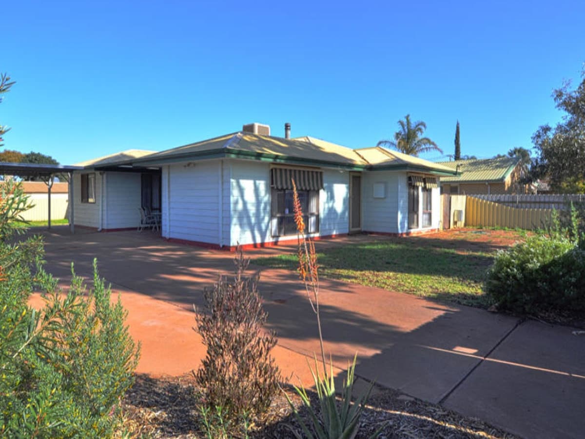 37 Sewell Drive,
	
			
							KALGOORLIE
				
							
							WA
			6430, Kalgoorlie - Thumbnail 2