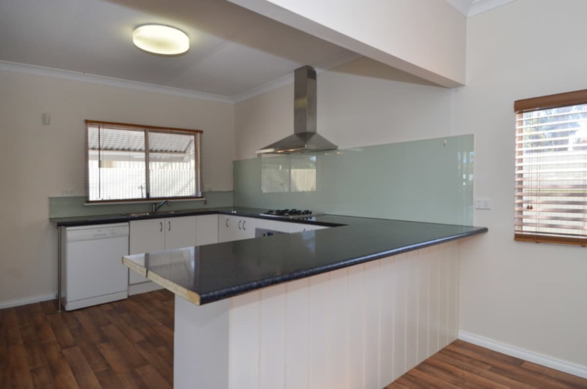 52 Hanbury Street,
	
			
							Kalgoorlie
				
							
							WA
			6430, Kalgoorlie - Thumbnail 7