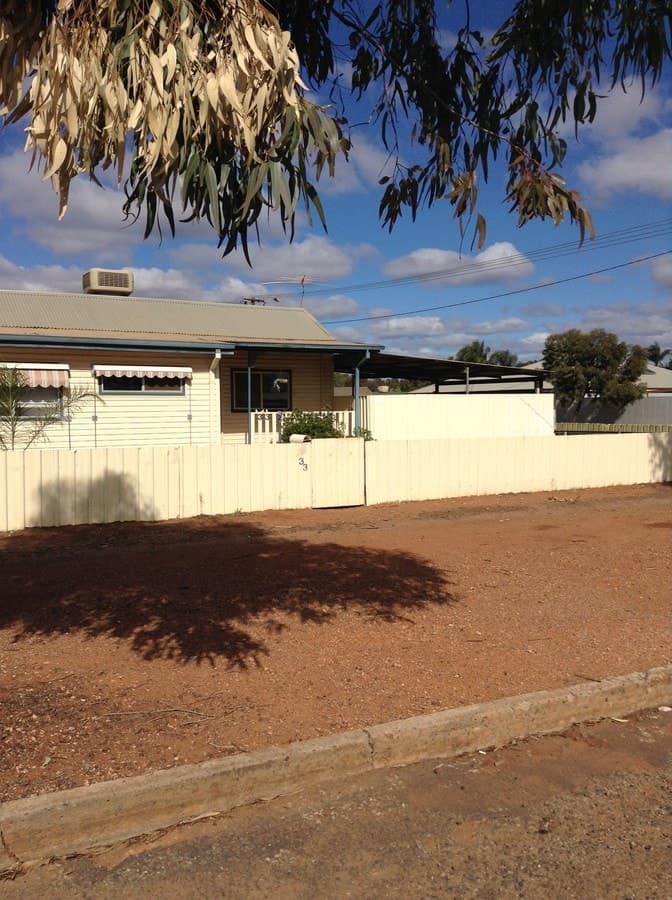 33 Ware Street,
	
			
							KALGOORLIE
				
							
							WA
			6430, Kalgoorlie - Thumbnail 2