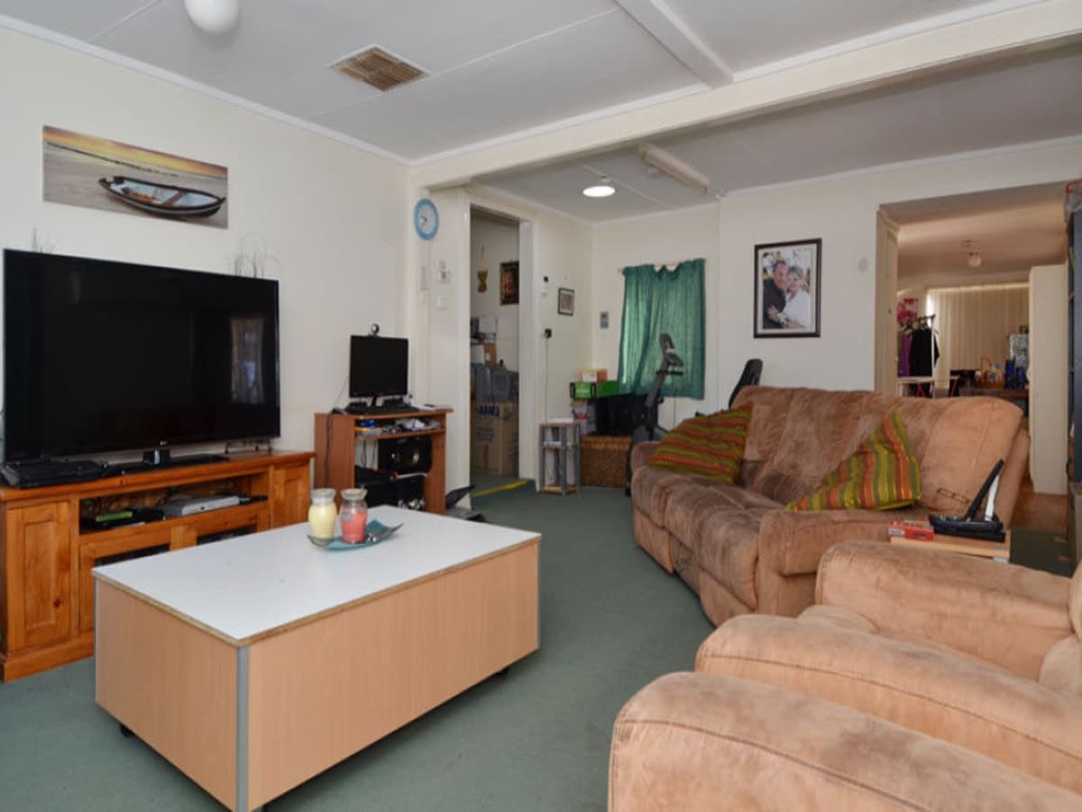 33 Ware Street,
	
			
							KALGOORLIE
				
							
							WA
			6430, Kalgoorlie - Thumbnail 5