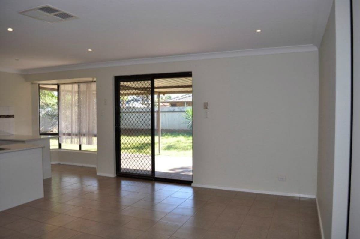 4 Teahan Street,
	
			
							KALGOORLIE
				
							
							WA
			6430, Kalgoorlie - Thumbnail 6