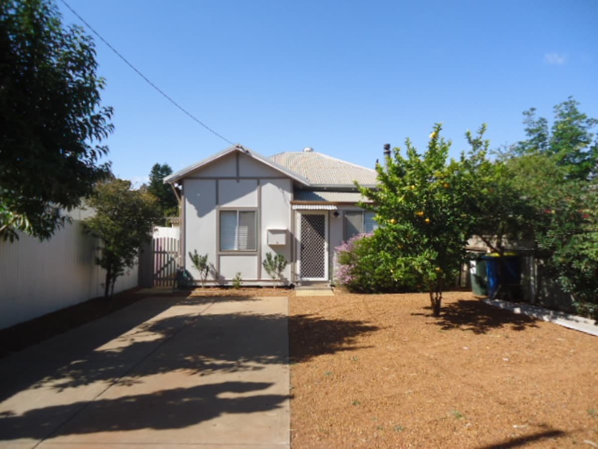 239 Egan Street,
	
			
							Kalgoorlie
				
							
							WA
			6430, Kalgoorlie - Image 1