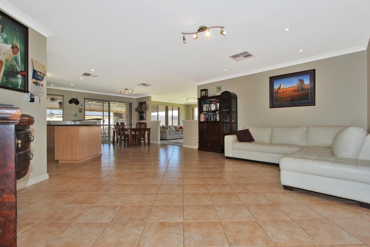 2 Wingate Street, Somerville,
	
			
							KALGOORLIE
				
							
							WA
			6430, Kalgoorlie - Thumbnail 7